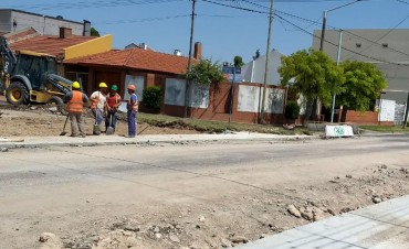 Continúa la repavimentación en San Vicente