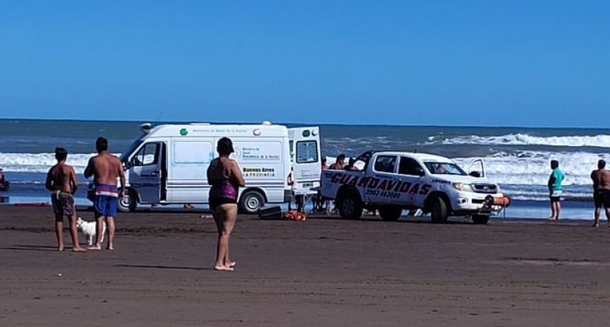 Un olavarriense falleció en las playas de Claromecó 