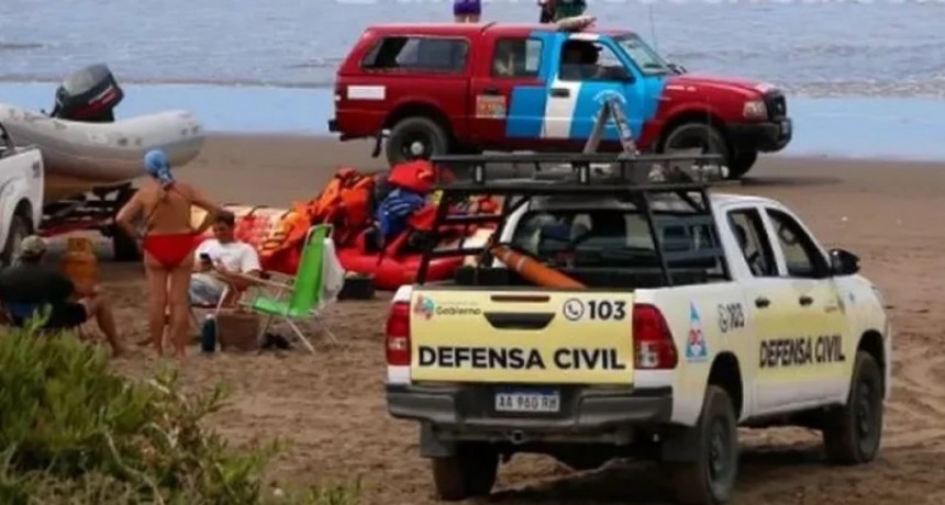 Hallaron muerto al joven que había desaparecido tras meterse al mar con sus amigos en Necochea