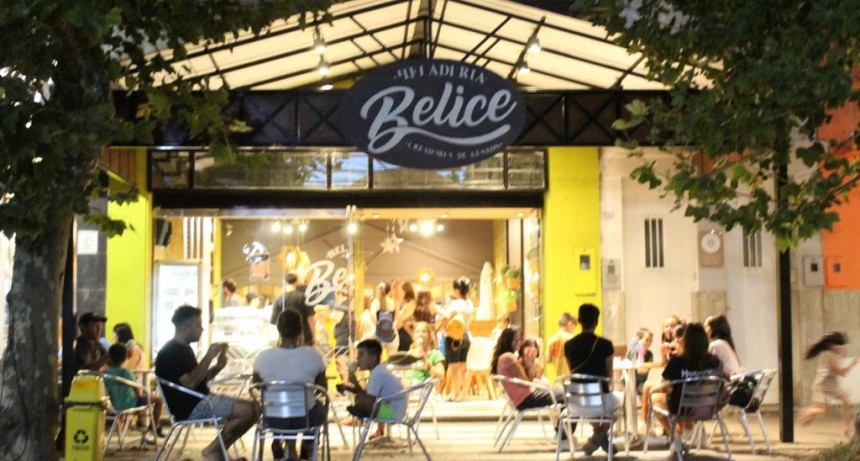 Bolívar: Más de 4 mil personas participaron de 'La Noche de las Heladerías'