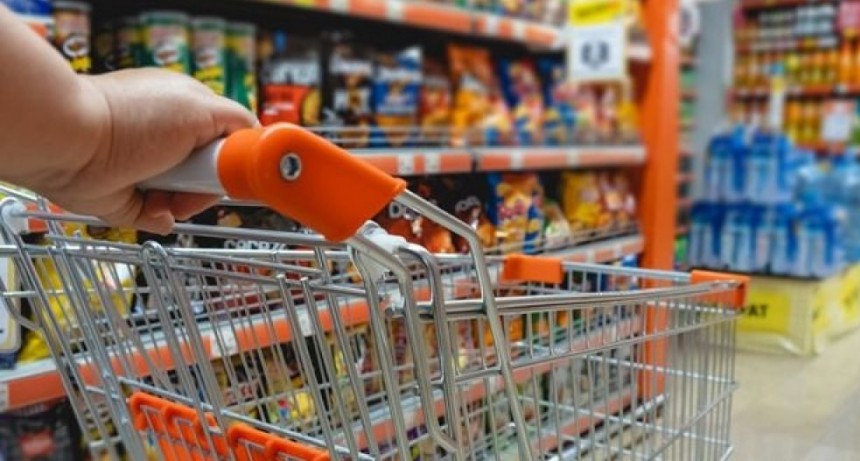 Las ventas en supermercados cayeron un 11% en 2024