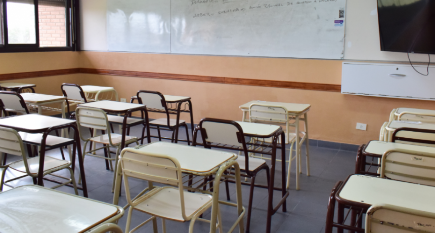 Mejoras en las aulas de la Facultad de Ciencias Sociales