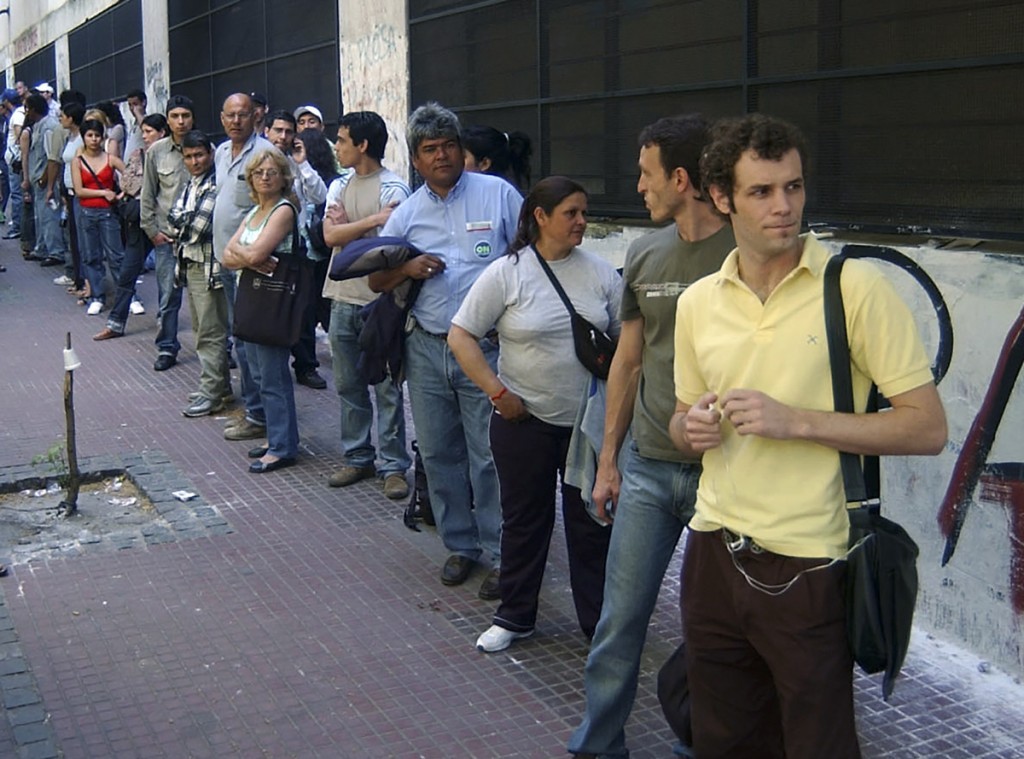La tasa de desocupación subió 6,4% en el cuarto trimestre de 2024