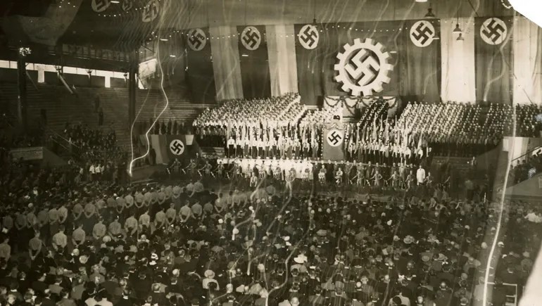 Milei ordenó desclasificar documentos sobre nazis refugiados en la Argentina