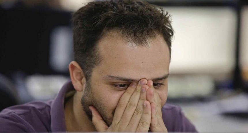 La falta de dinero y de empleo son las principales causas de estrés de los argentinos