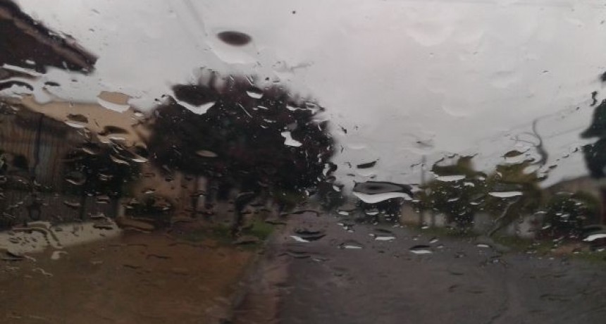 Lluvias: hubo una asistencia de Defensa Civil por agua en domicilio