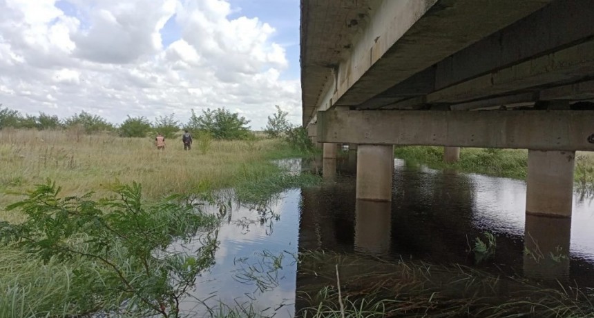 Saladillo: Arroyo Las Flores desbordado