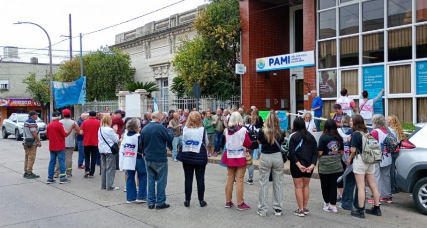 En Olavarría también acompañaron el reclamo de los jubilados
