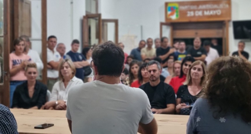En 25 de Mayo, lanzaron el Movimiento Derecho al Futuro en apoyo a Kicillof