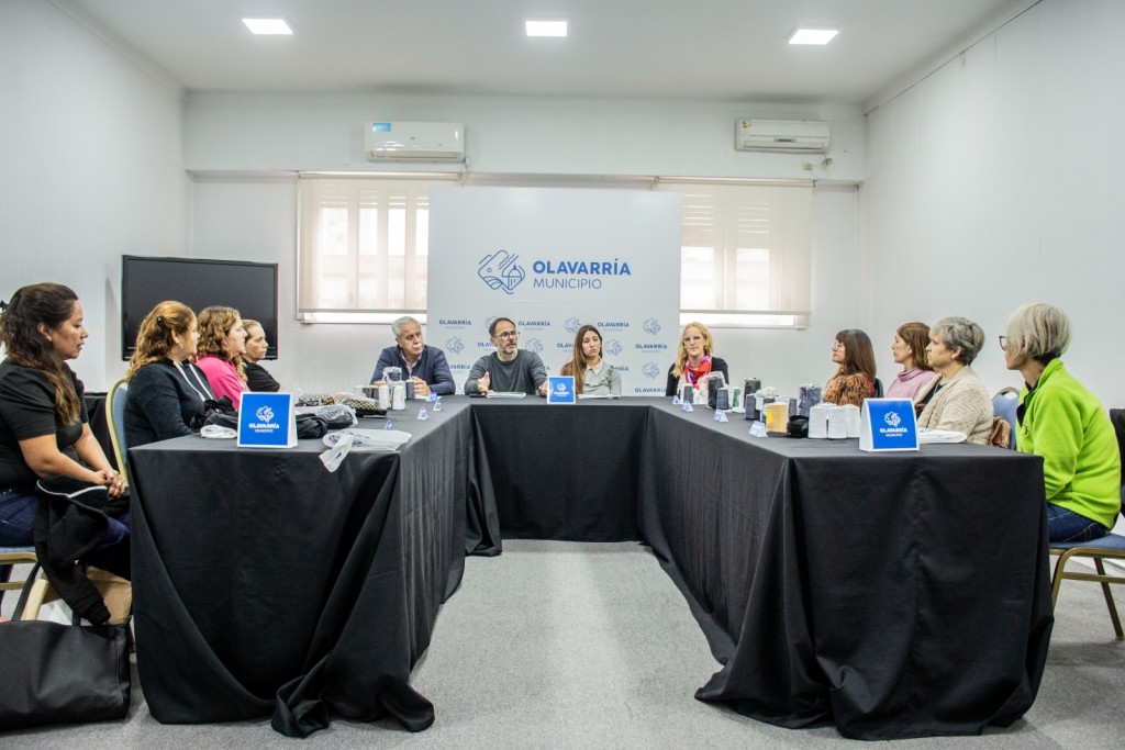 Se realizó la primera entrega de insumos a emprendedoras textiles