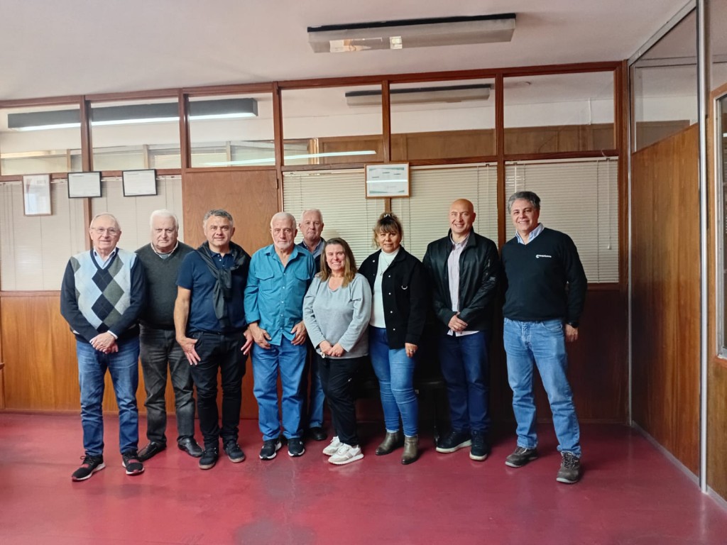 Coopelectric se reunió con integrantes de la Sociedad de Fomento 