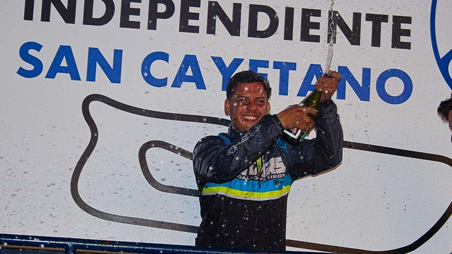 Las categorías Mayores pasaron por San Cayetano