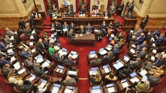 El Senado aprobó varias iniciativas de la Oposición