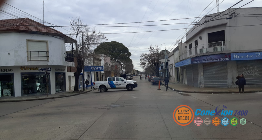 Levantan el vallado en las calles de la zona de la Comisaría Primera