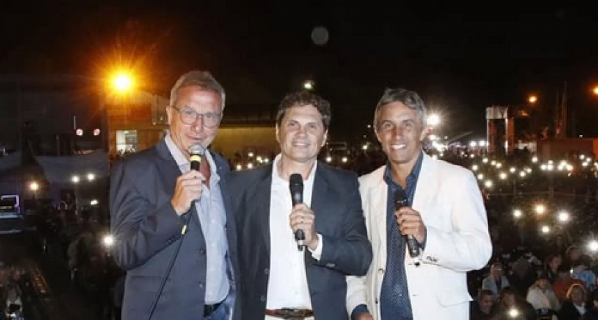 En el Día del Locutor: dúplex con Radio M