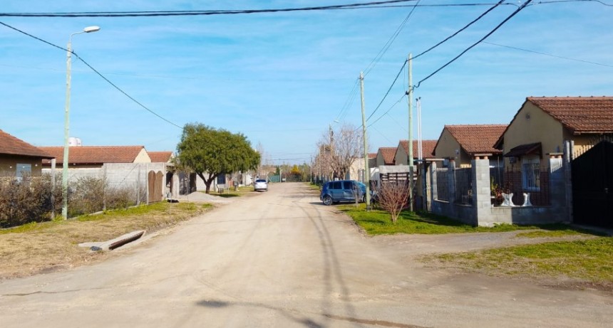 Educadores: con el barrio ya concluido, buscan asfalto y cloacas