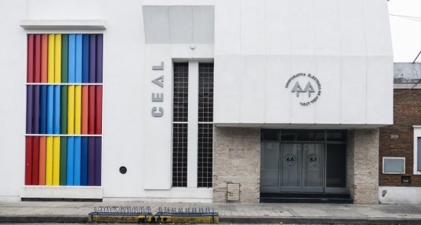 Azul: denuncian y apartan del cargo al presidente de la CEAL