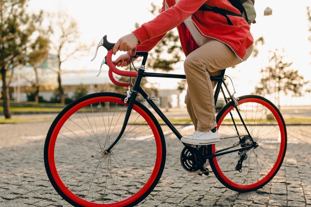 Rauch: Secuestrarán bicicletas que circulen en contramano
