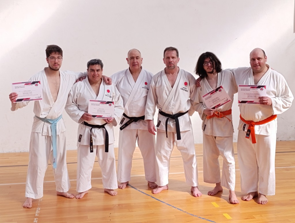 Tandil: Escuela de karate de Olavarría participó de seminario