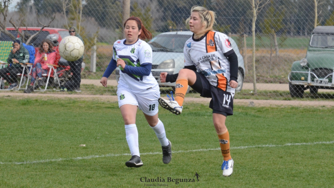 Últimos días para inscribirse a la clínica profesional de Fútbol Femenino