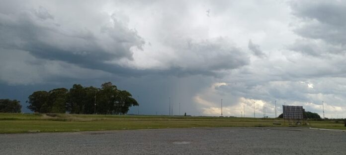 Rigen alertas por lluvias y tormentas en todo el centro y oeste bonaerense