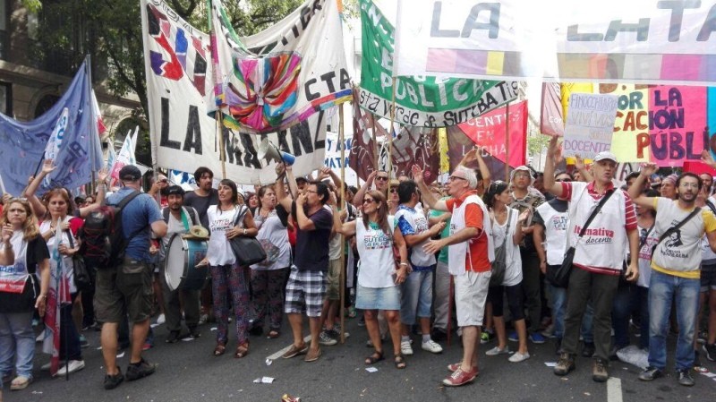 Este miércoles habrá paro de un sector de SUTEBA