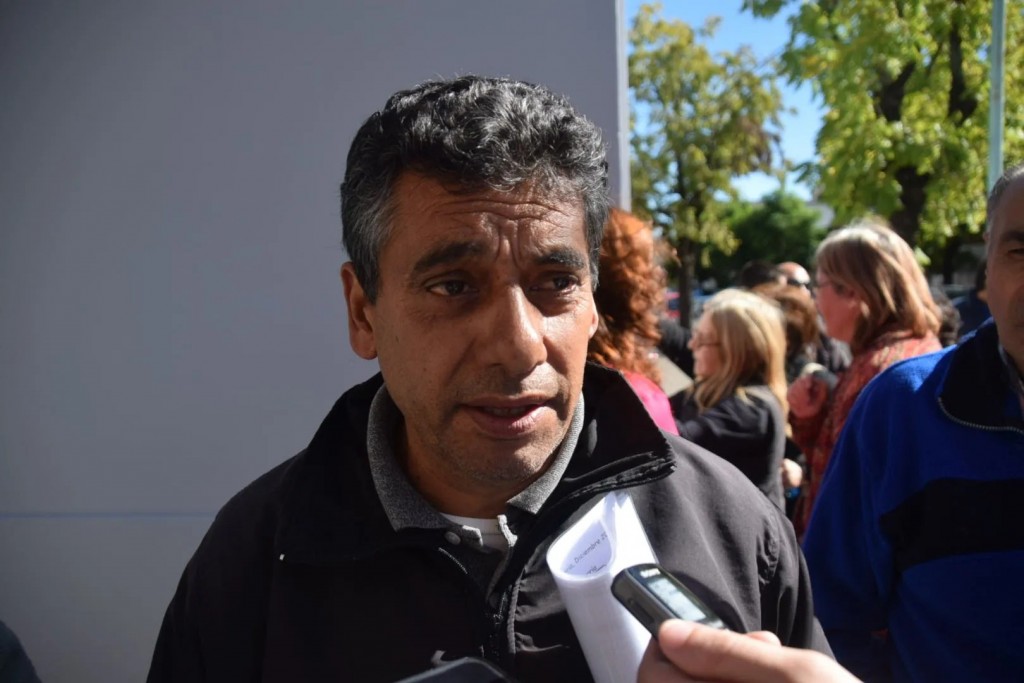 Vega: ‘Quien armó la lista es alguien que milita en La Cámpora, ojalá no se politice la sociedad de fomento’