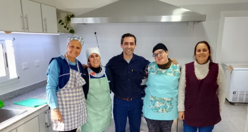 Inauguraron obras en la Técnica 1 del Barrio CECO