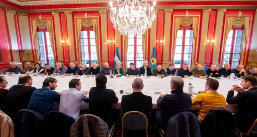 Reunión de Kicillof con intendentes del MDF: qué líneas de trabajo dejó el encuentro