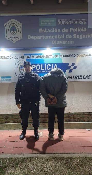 Recuperan una cremona y una torta rusa sustraídas de una panadería