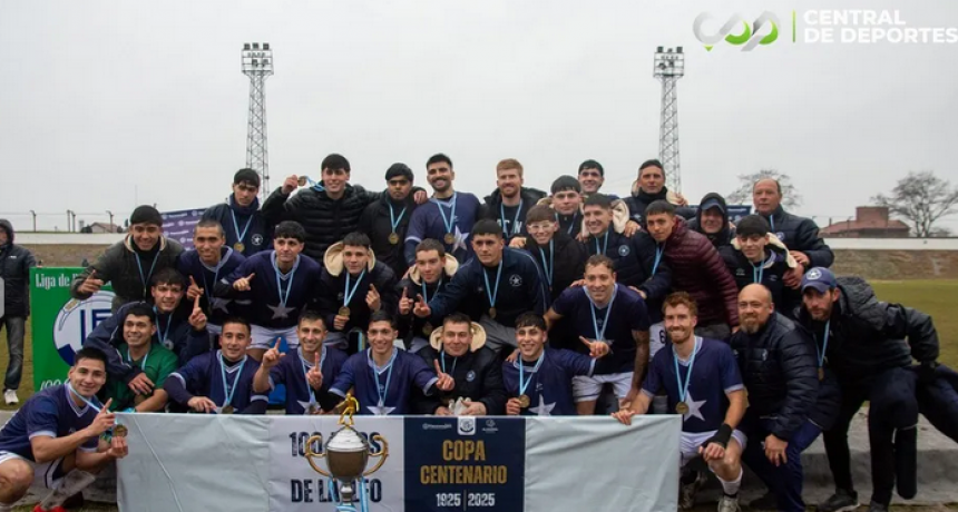Racing campeón de la Copa Centenario de la LFO